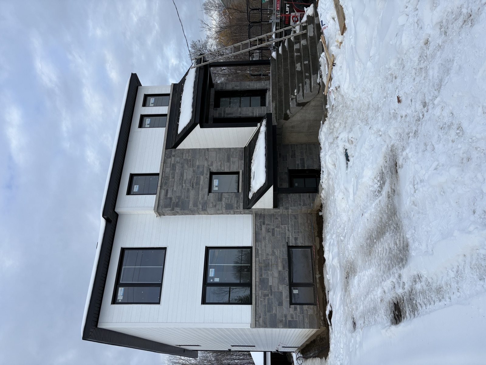 Résidence unifamiliale moderne