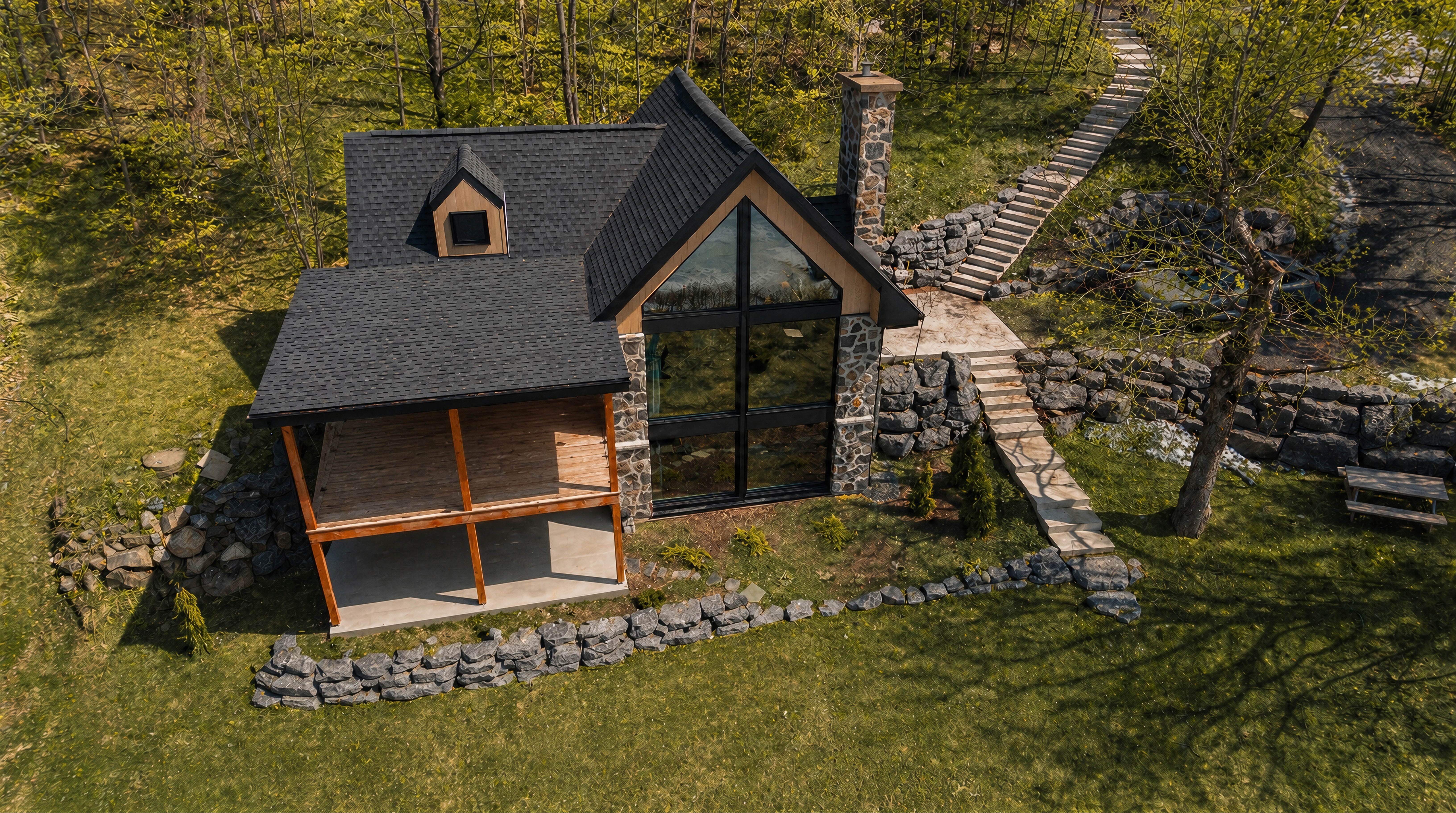 Chalet rénové à St-Mathieu, façade pierre