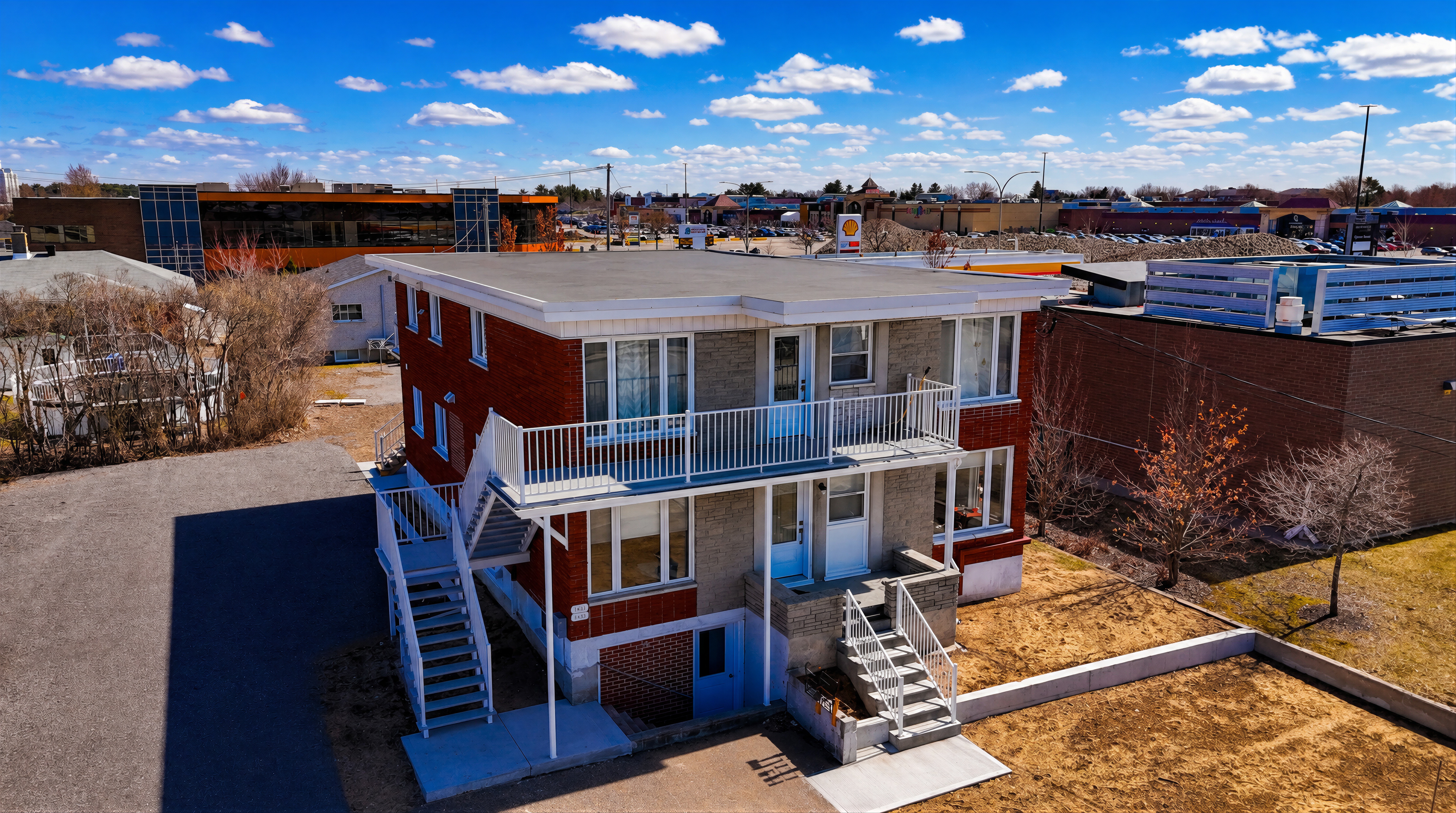 Transformation commerciale 4 logements en Mauricie
